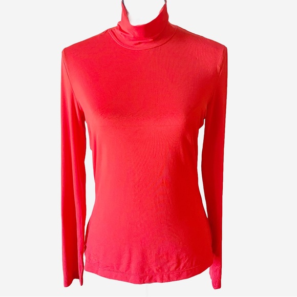ST. JOHN Lightweight Nylon Spandex Red Mock Turtleneck Size Medium - Picture 1 of 8
